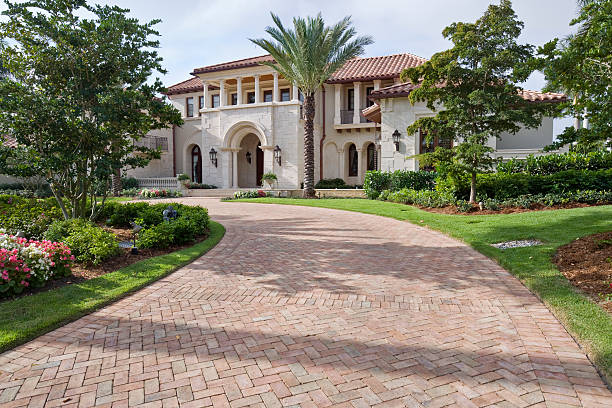 Best Driveway Paving Company  in Merriam Woods, MO